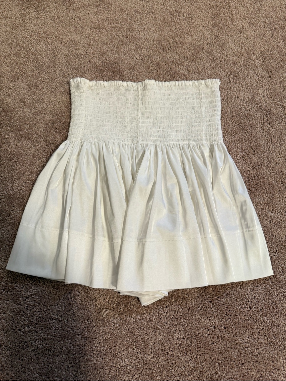 NATURAL LIFE Cream Smocked Waist Pleated Women's Shorts